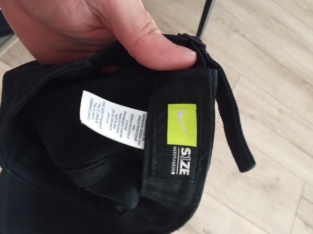Czapka z daszkiem Nike, rozmiar uniwersalny