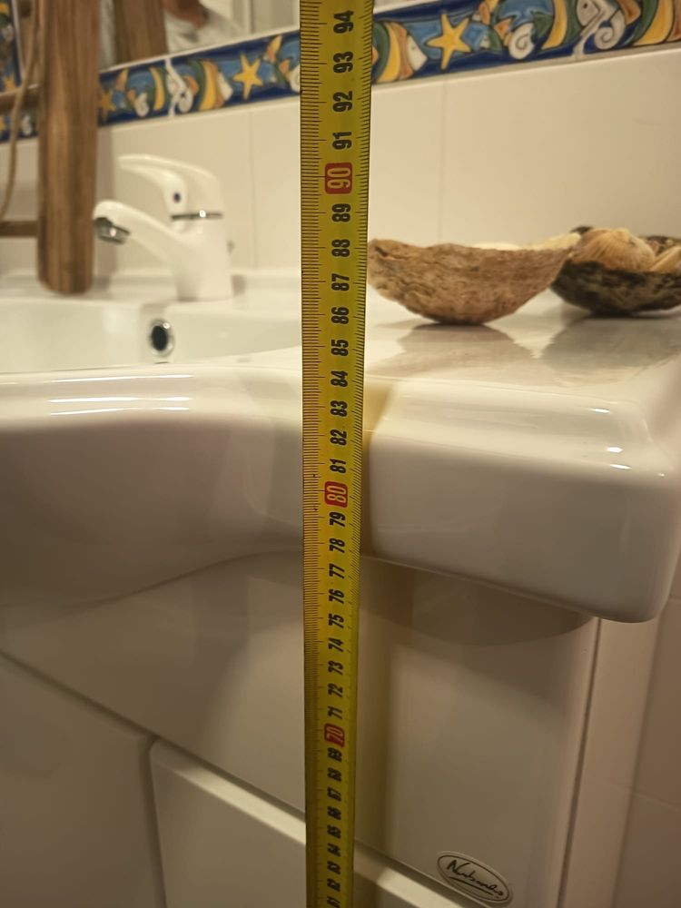Movel de WC como NOVo