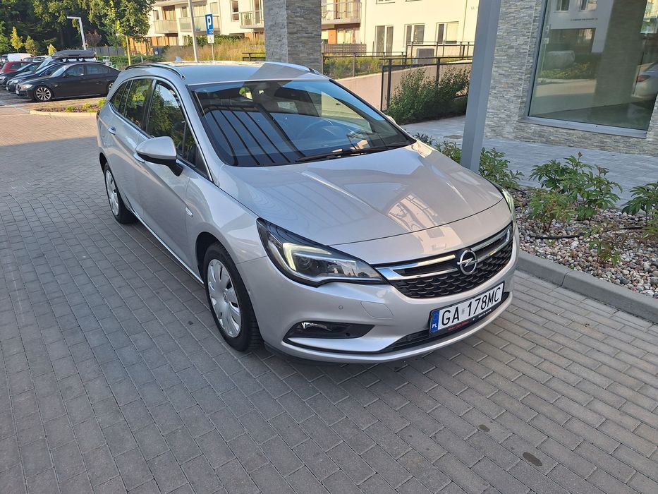 Opel Astra 1.4Turbo,Dynamic,Navi,Kamera,Bezwypadkowy,8 cali Wyświetlacz
