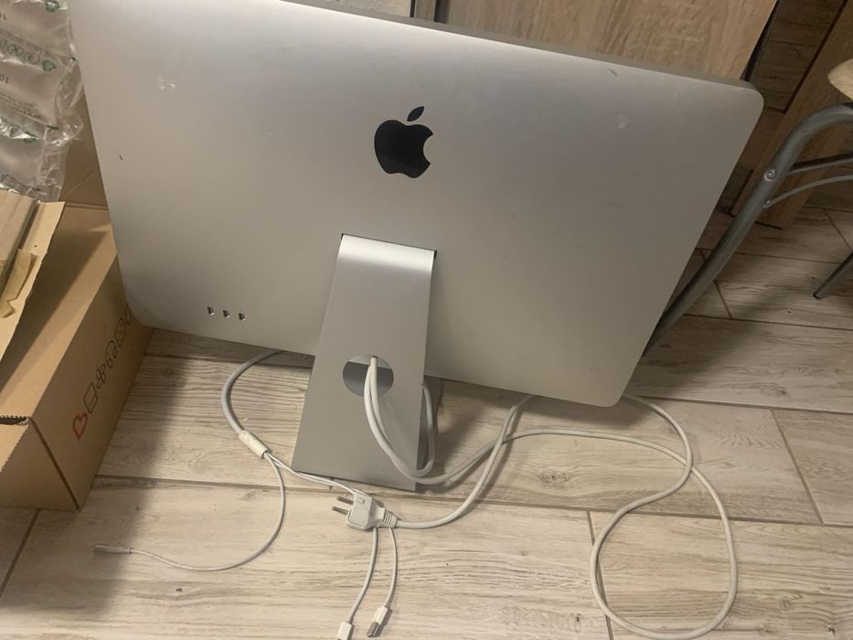 Monitor Apple Cinema Display 24 cale A1267