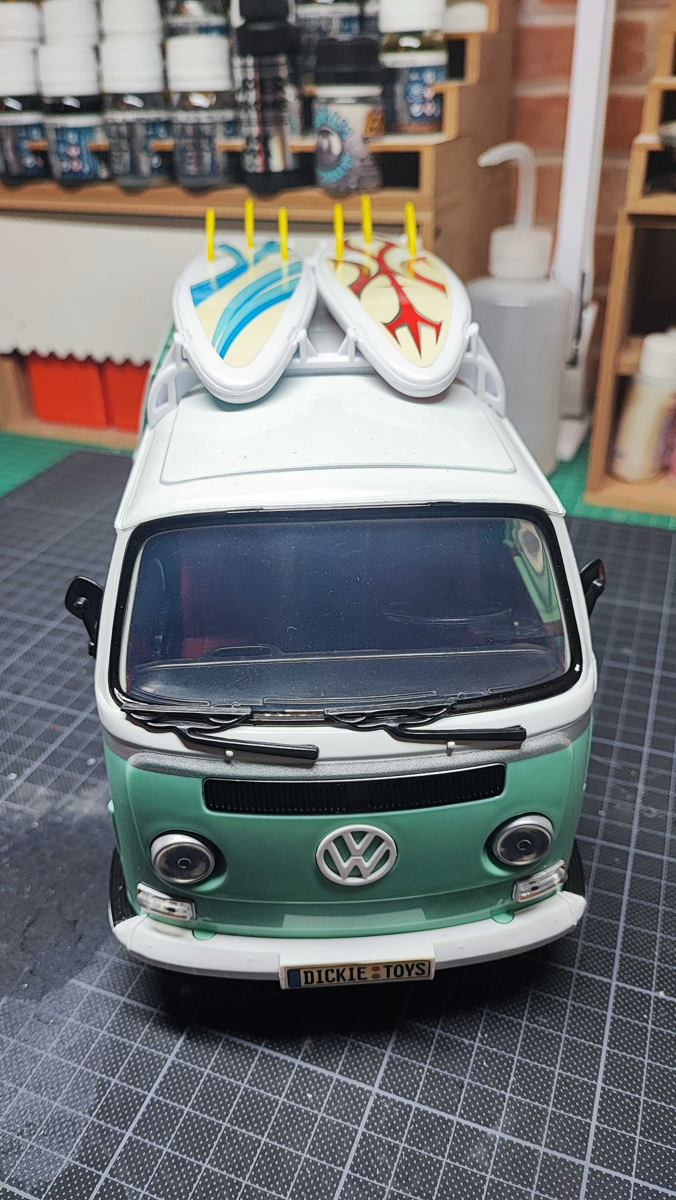 Retro Miniatura VW T2 Dickie Escala 1/14