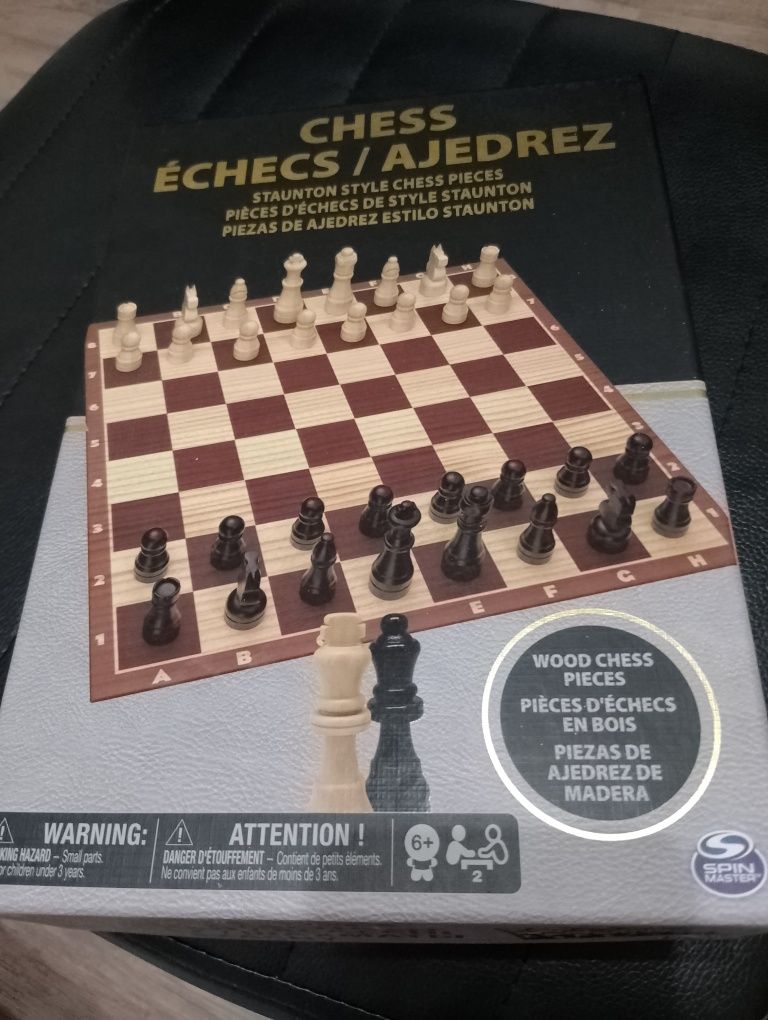 Настольная игра шахматы