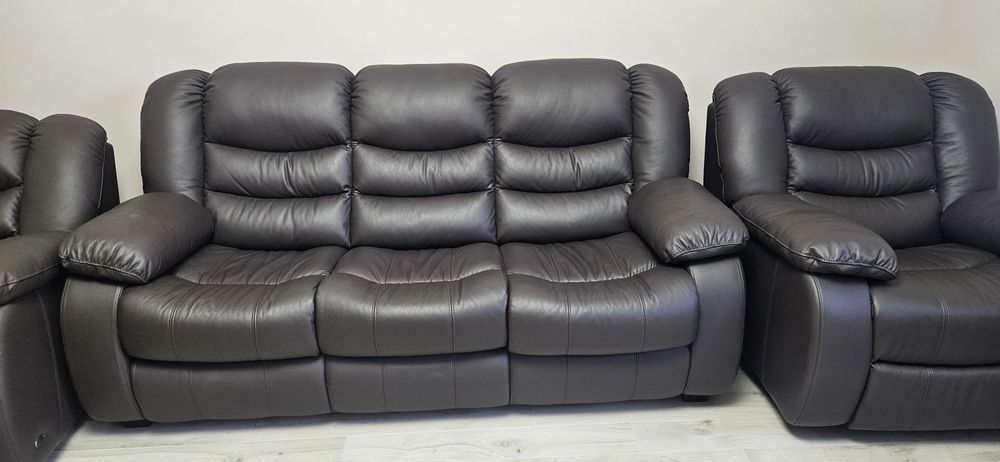 Шкіряний диван та 2 крісла з реклайнером