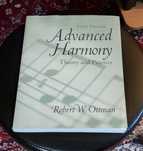 Livro harmonia musical avançada - Robert W. Ottman (Inglês)