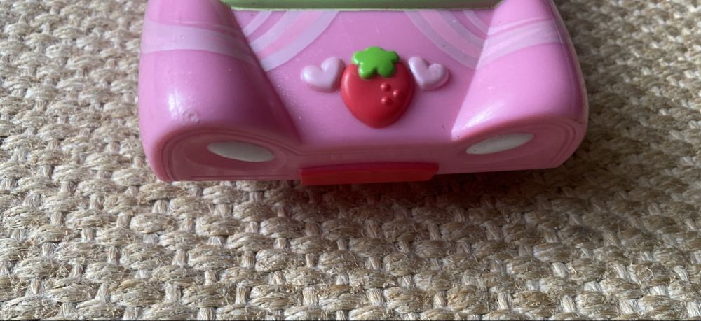 Carro e boneca Strawberry Shortcake de 2008