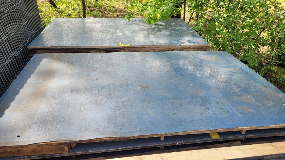 Sklejka płyta 18mm podest podłoga przyczepa wykładzina szalunek