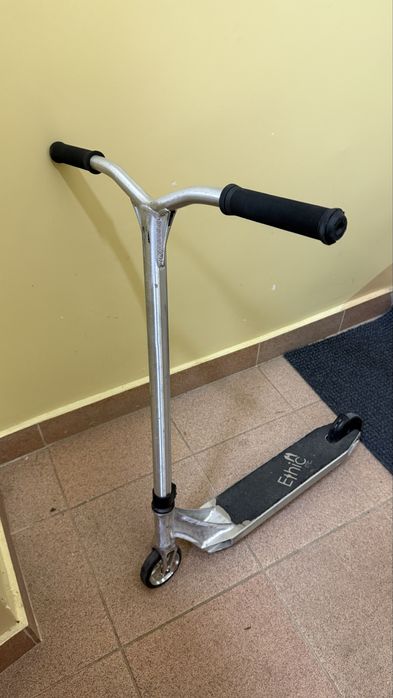 Hulajnoga wyczynowa Ethic Erewan + dwie pary kółek w zestawie