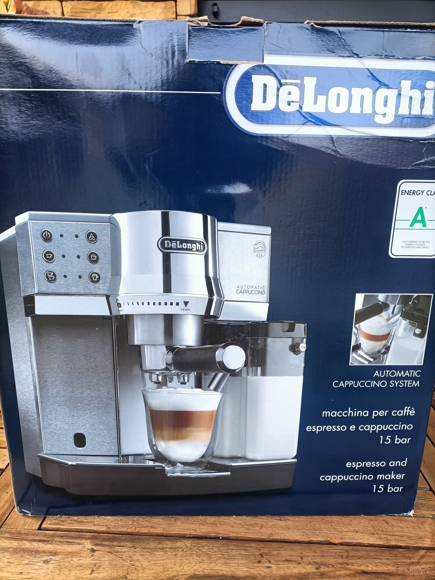 Sprzedam ekspres do kawy DeLonghi 860 sporadycznie używany