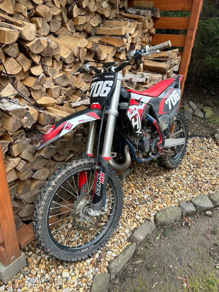 Cross Husqvarna TC 85