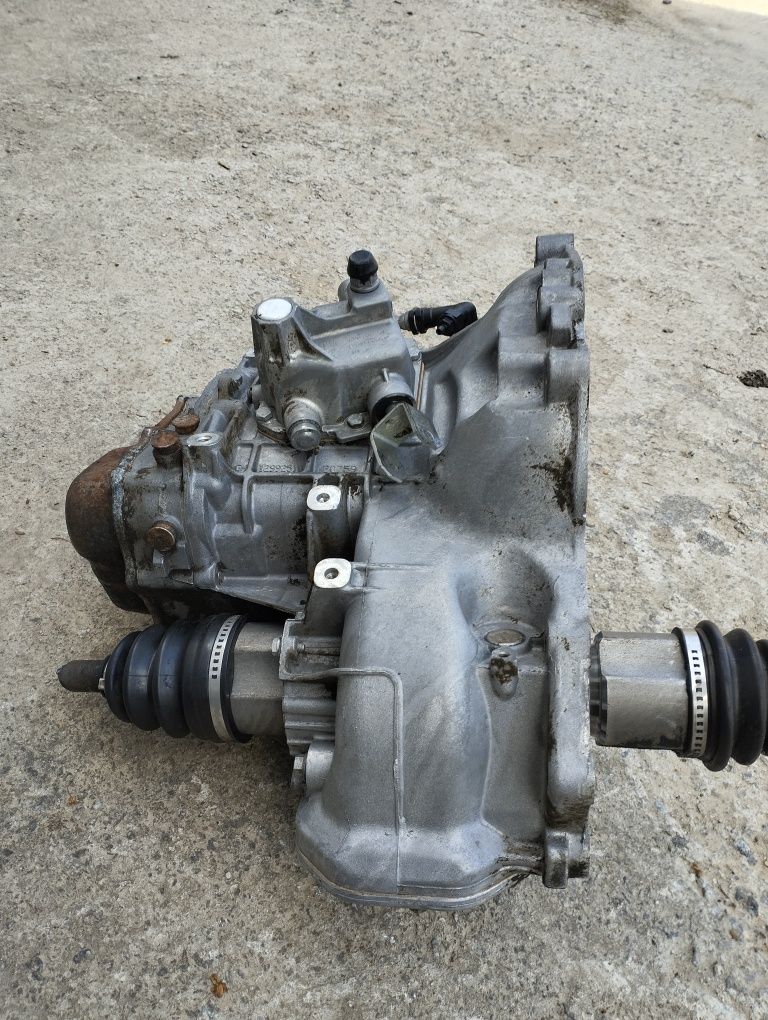 КПП 1.3cdti Опель Комбо,Корса,Меріва F17W355 Коробка Передач