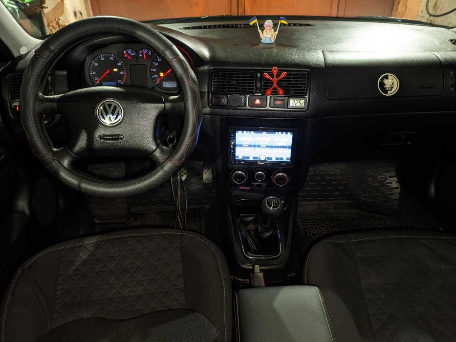 volkswagen golf 4