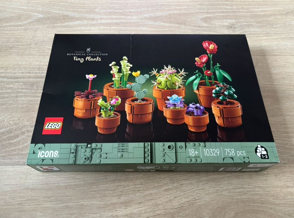 LEGO Icons 10329 Małe roślinki doniczki