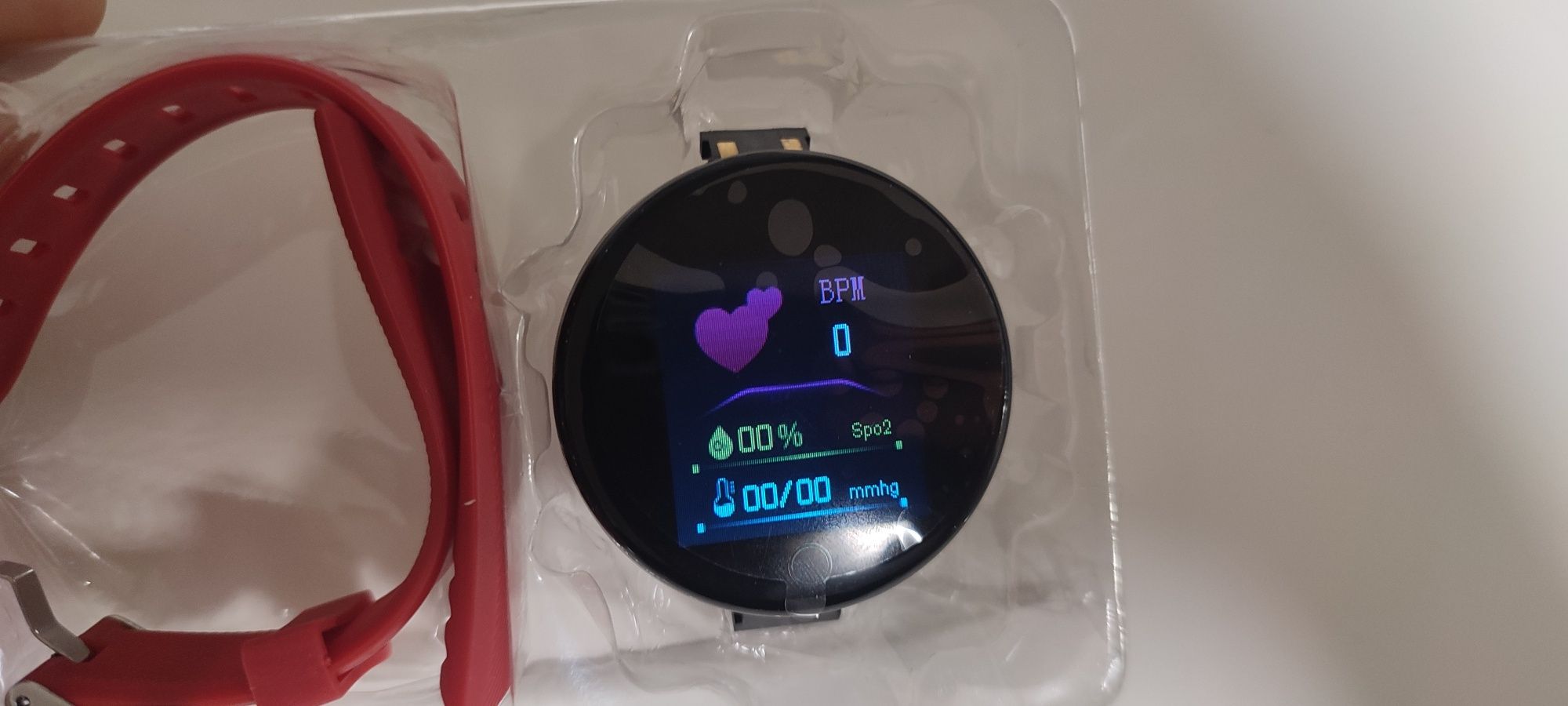 Zegarek smartwatch pomiar ciśnienia tętna kroków pulsu