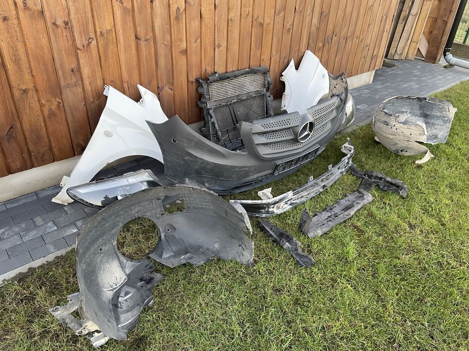 Komplety przód mercedes vito 447 lampy błotniki belka zderzak chłodnic