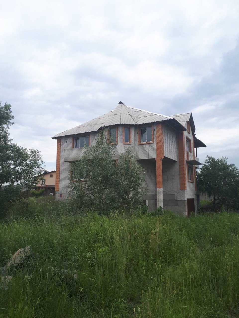 Будинок Київська область, Васильківський район, село Крячки