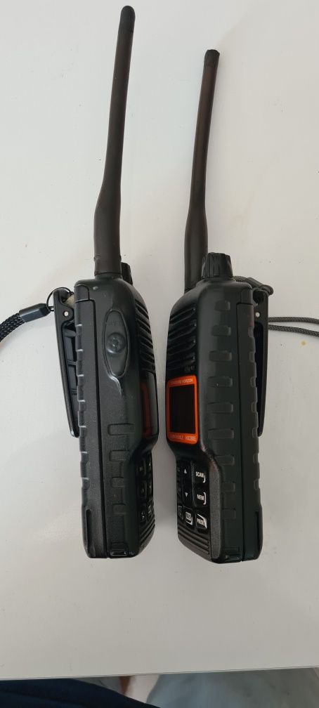 Продам 2 рации Standard Horizon HX280S