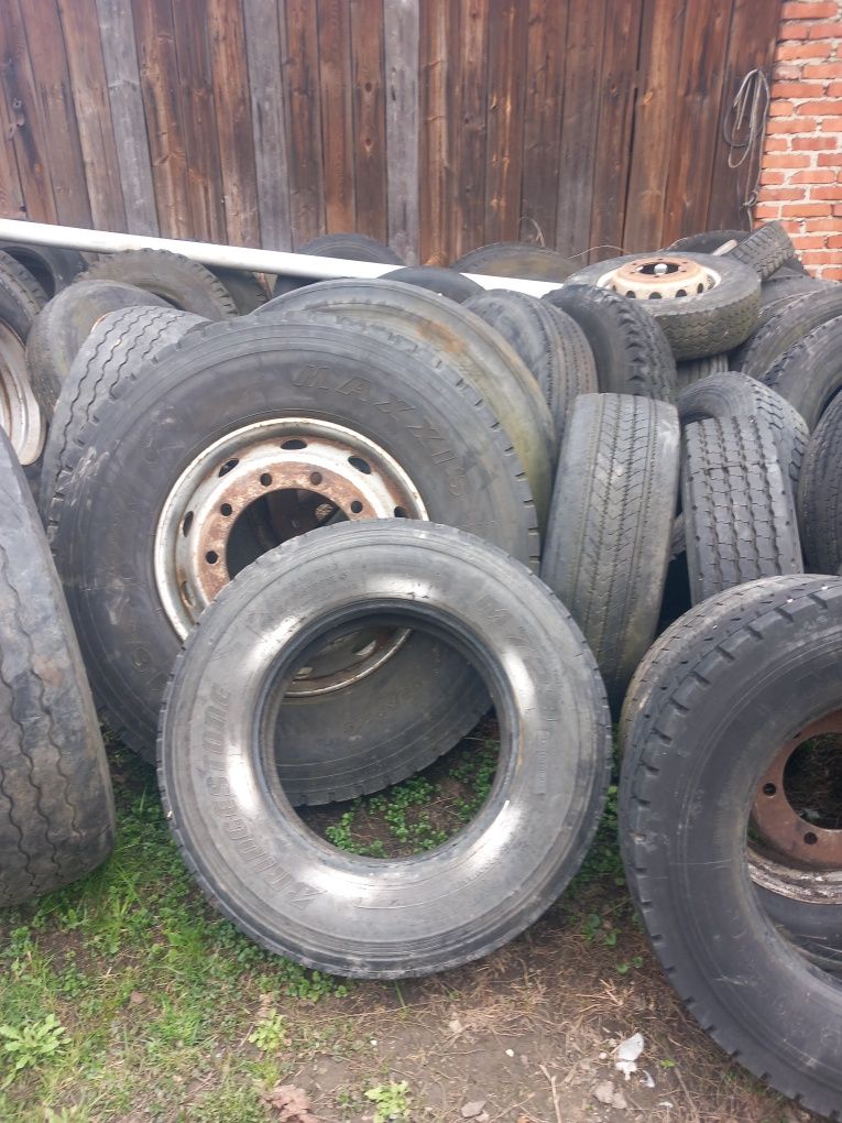 Opony i felgi do samochodów cieżarowych i wózków widłowych 150zl