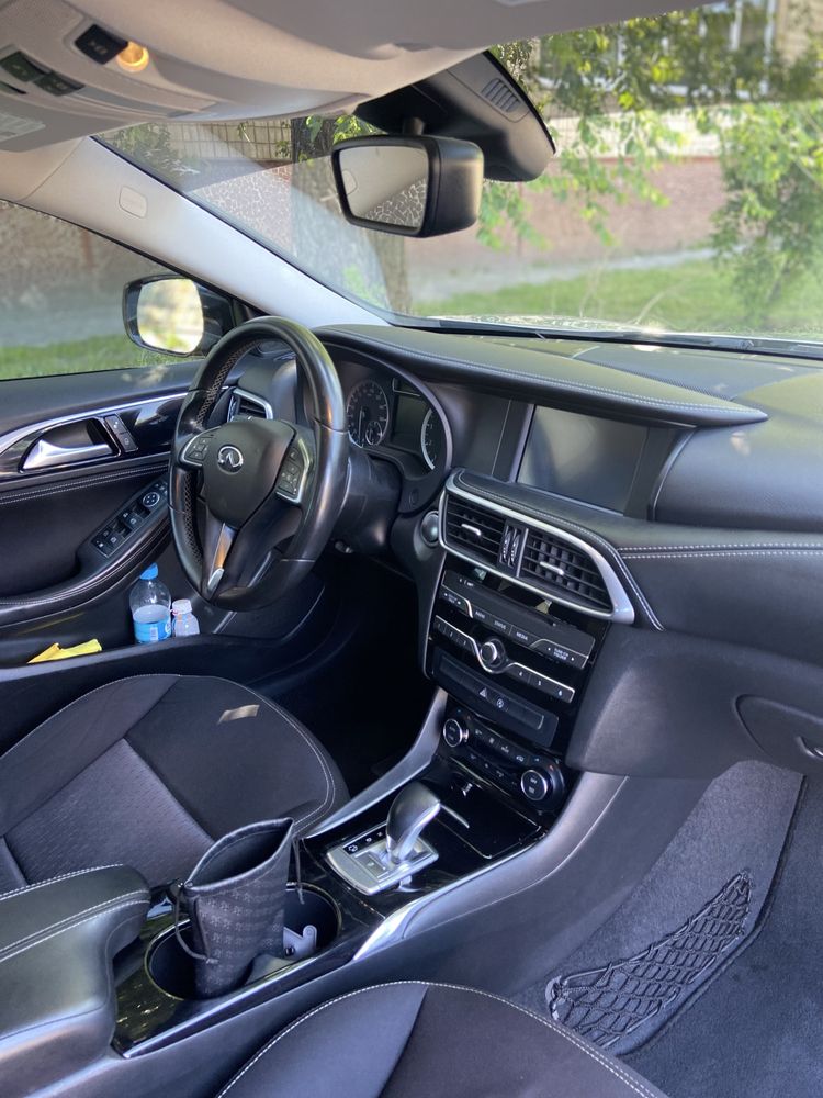 Infiniti qx30 2017