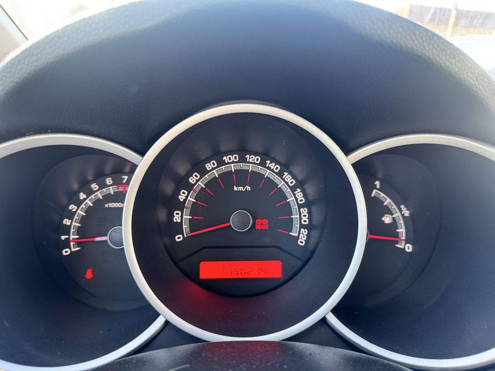 Kia Venga 1.4 Attract GPL