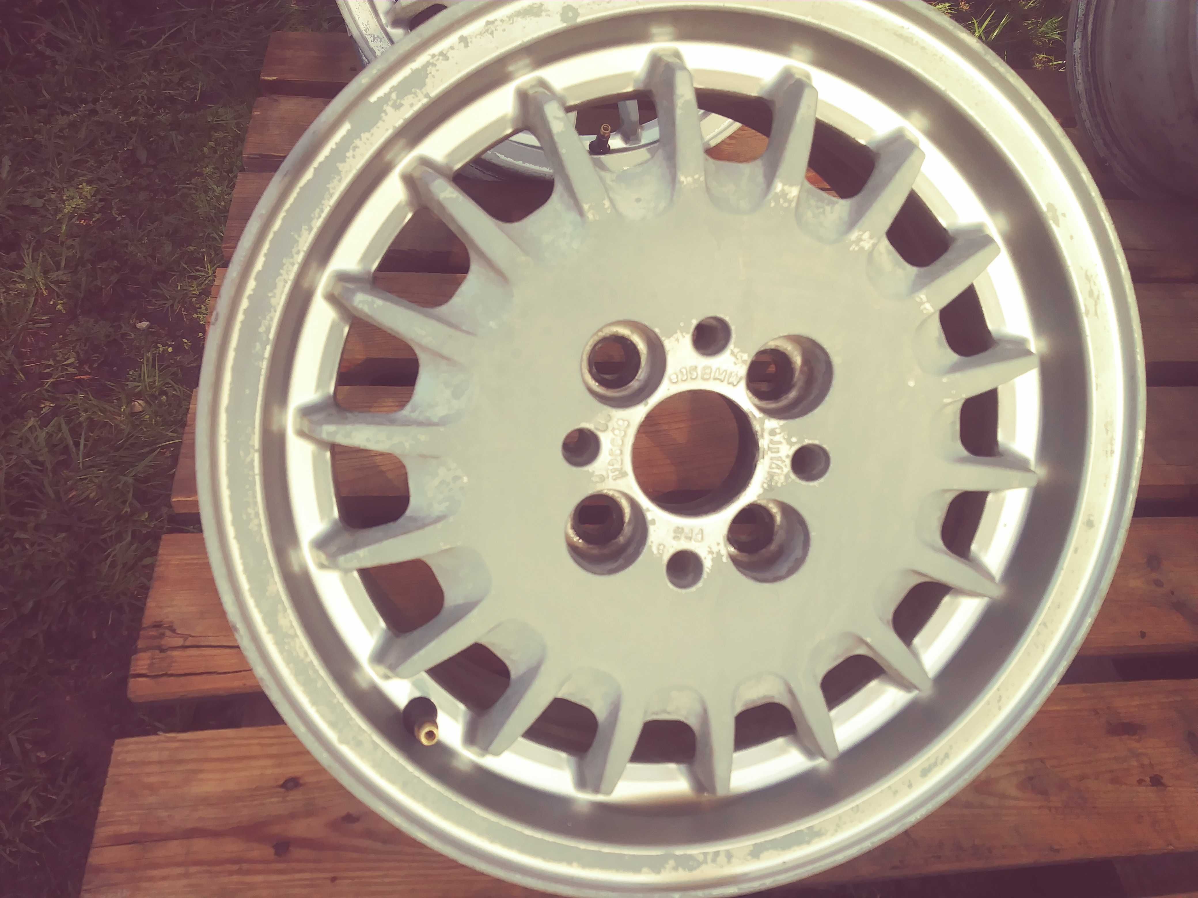 4x100 14 cali felgi dla fanów motoryzacji