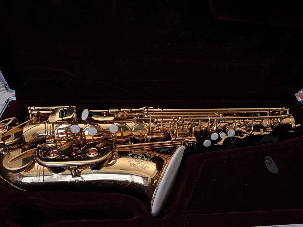 Saxophone Alto Suzuki