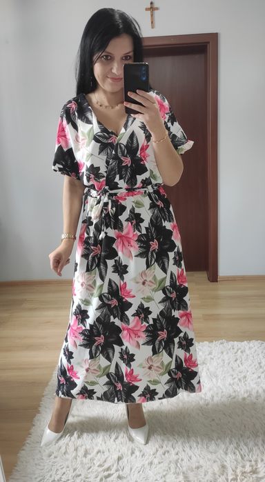 Sukienka długa maxi w kwiaty