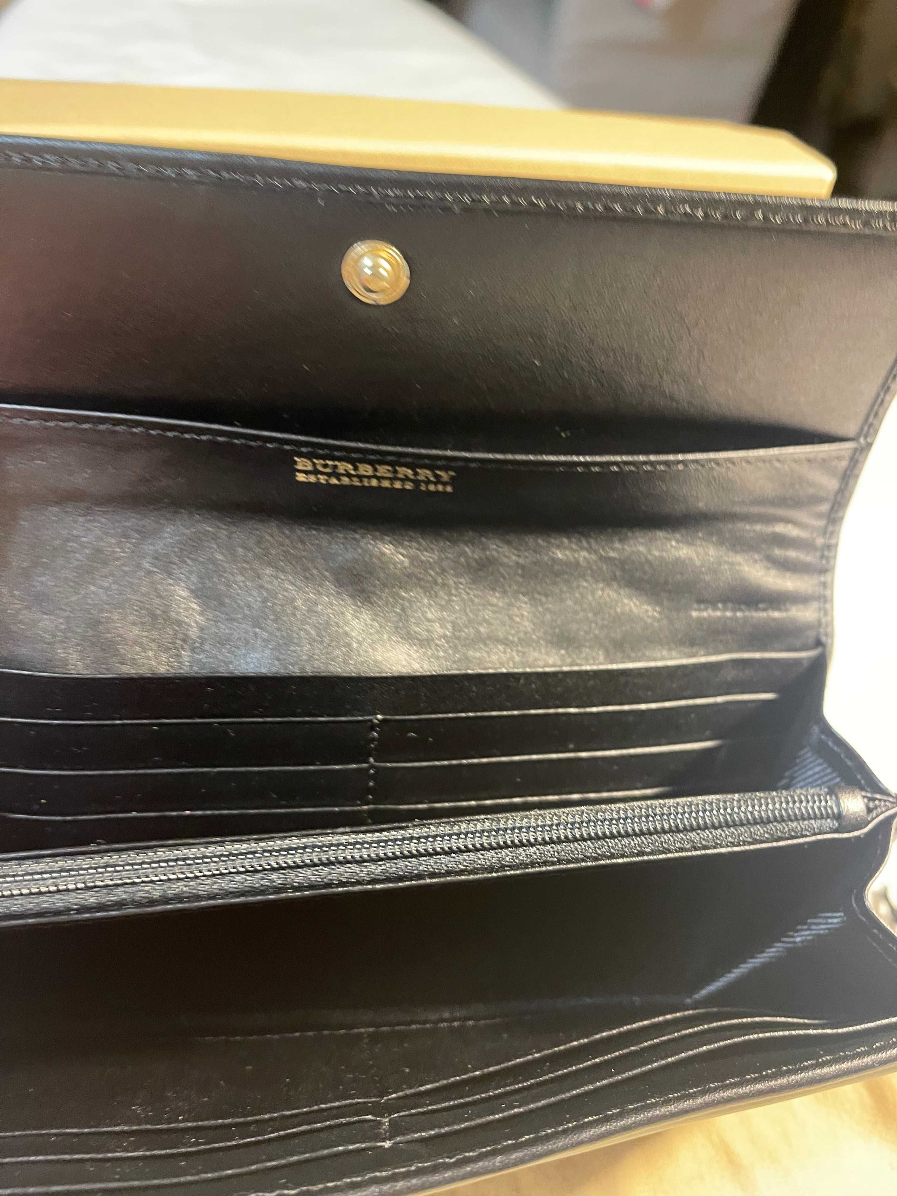 Burberry | Carteira em pele verdadeira | cor preta | Nova