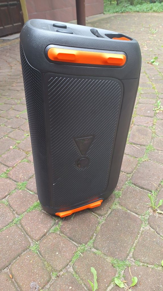 Sprzedam głośnik JBL Party Box 110