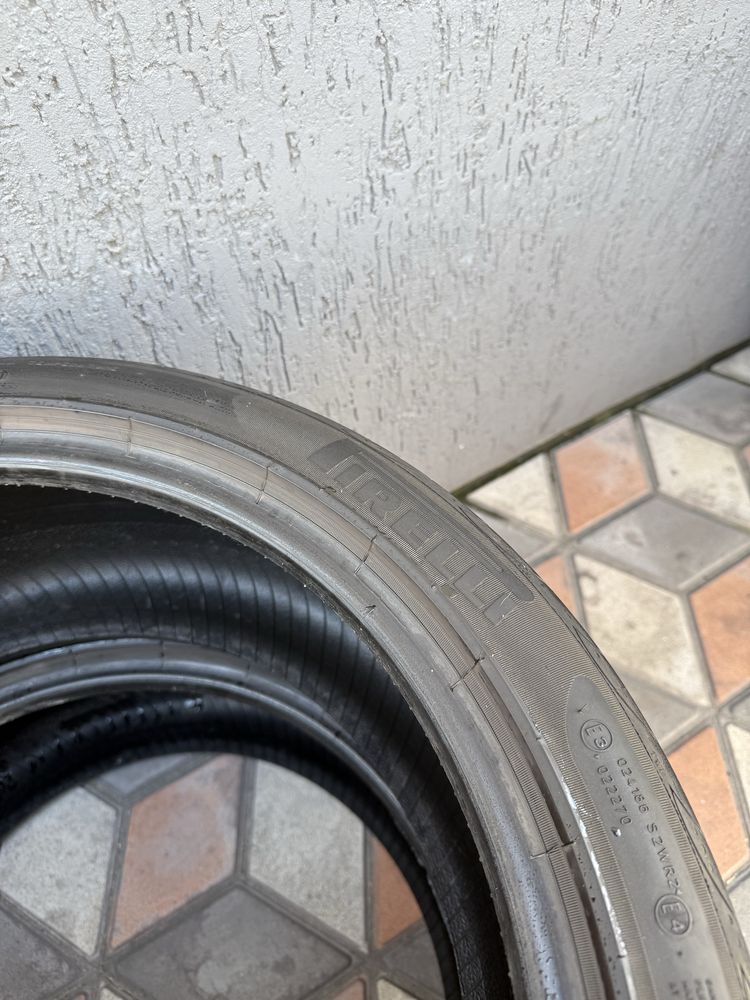 Продам шины 245/40/19 Лето Continental 2 колеса и Pireli 2 колеса