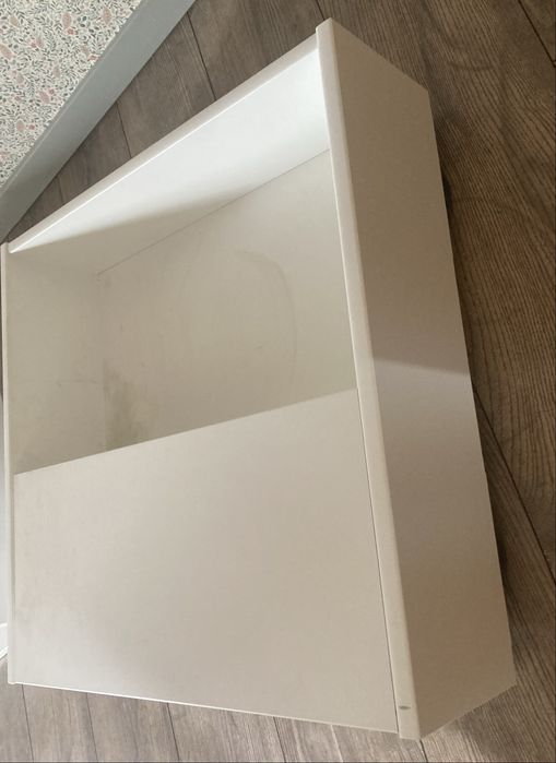 Stolik/pojemnik pod łóżko na kółkach IKEA Fredvag