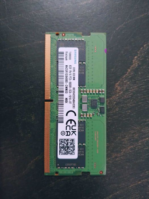 Оперативна пам'ять Samsung DDR5 8Gb PC5-5600