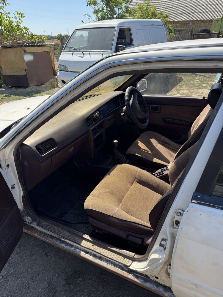 Продам Nissan 1.8 газ бинзин