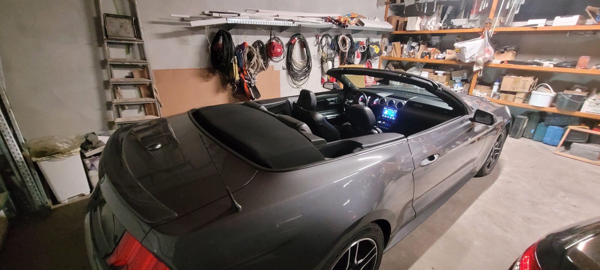 Ford Mustang Cabrio mieszkanie działka nieruchomość garaż wymiana
