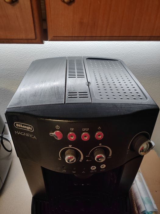 Ekspres do kawy DeLonghi