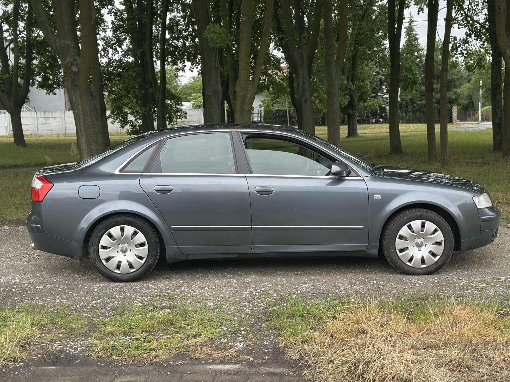 Ładna Audi A4 B6 z gazem 2.4 klimatronik