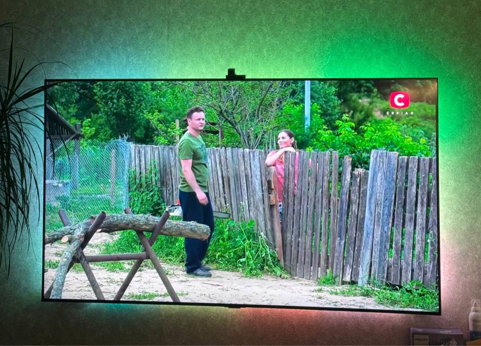 Телевізор Samsung QLED QE65Q80AAUXUA (4К)