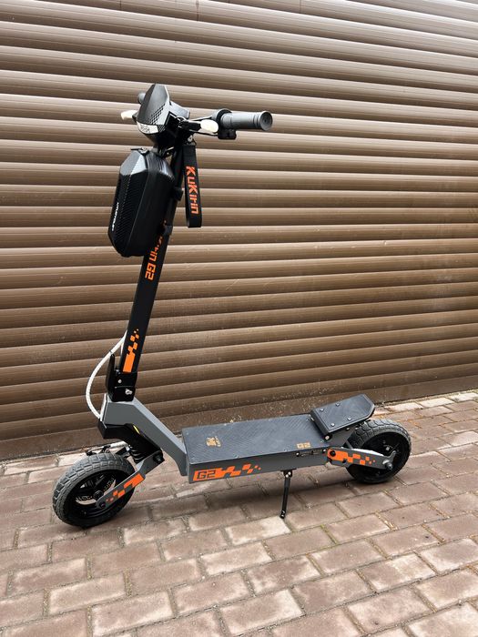Електромамокат Kukirin G2