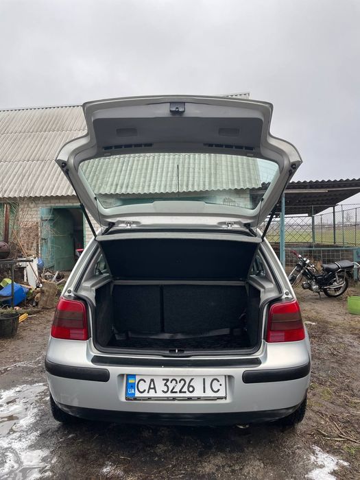 Golf 4 1.6 в хорошому стані