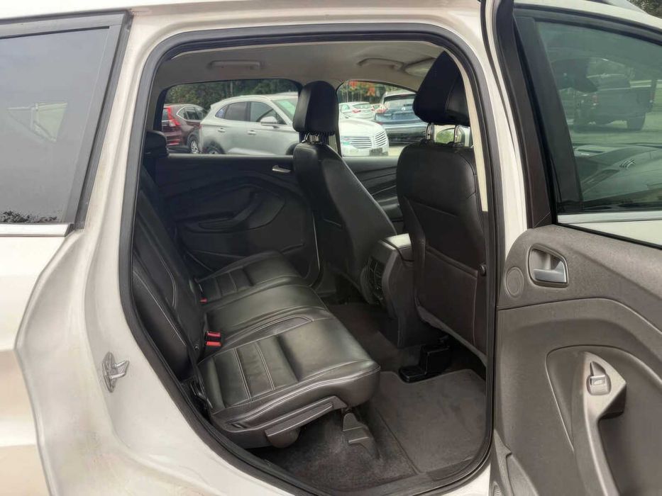 Ford Escape Titanium      2017