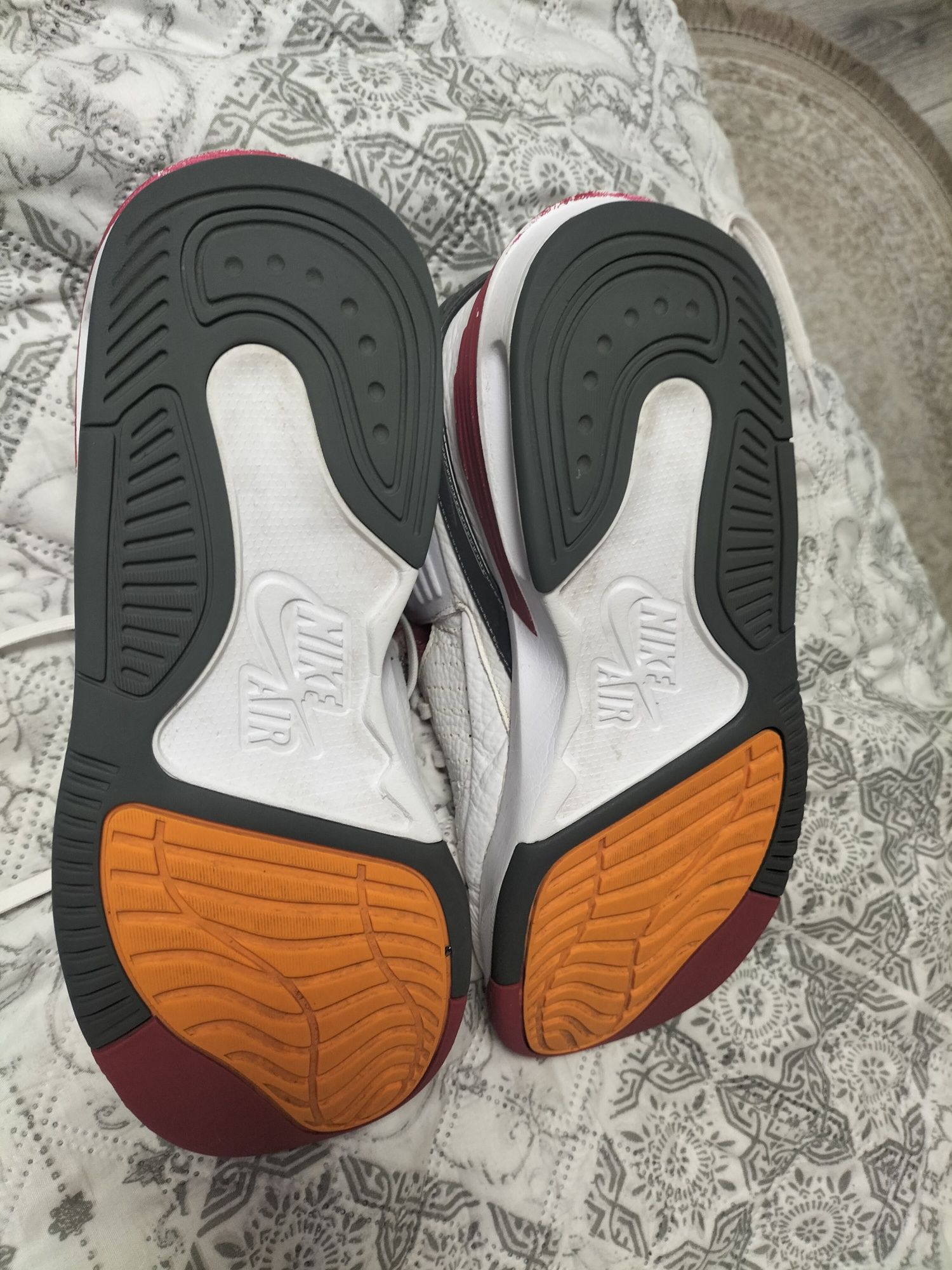 Кросівки Nike Jordan Max Aura 5 | Оригінал | Розмір 42 (US 8.5)