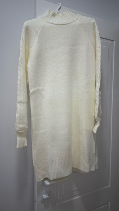 Вязана тепла сукня