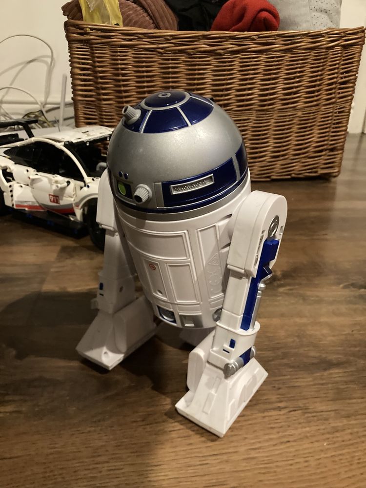 Robot R2d2 hasbro zdalnie sterowany (star wars, gwiezdne wojny)