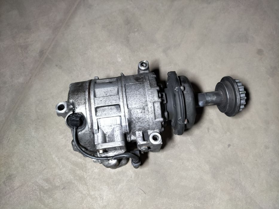 VW Touareg V10 5.0 sprężarka kompresor klimatyzacji 7H0.820.805C