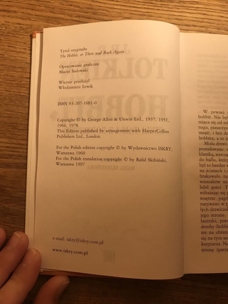 Książka J.R.R. Tolkien „Hobbit, czyli tam i z powrotem” ISKRY 1997