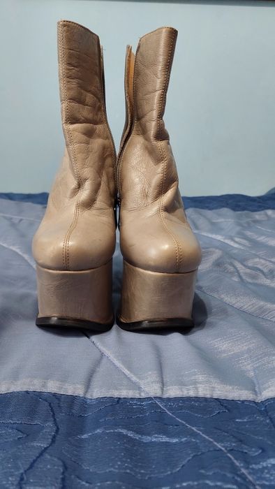 Черевики, чобітки, ботінки демисезонні, шкіряні. Glossi