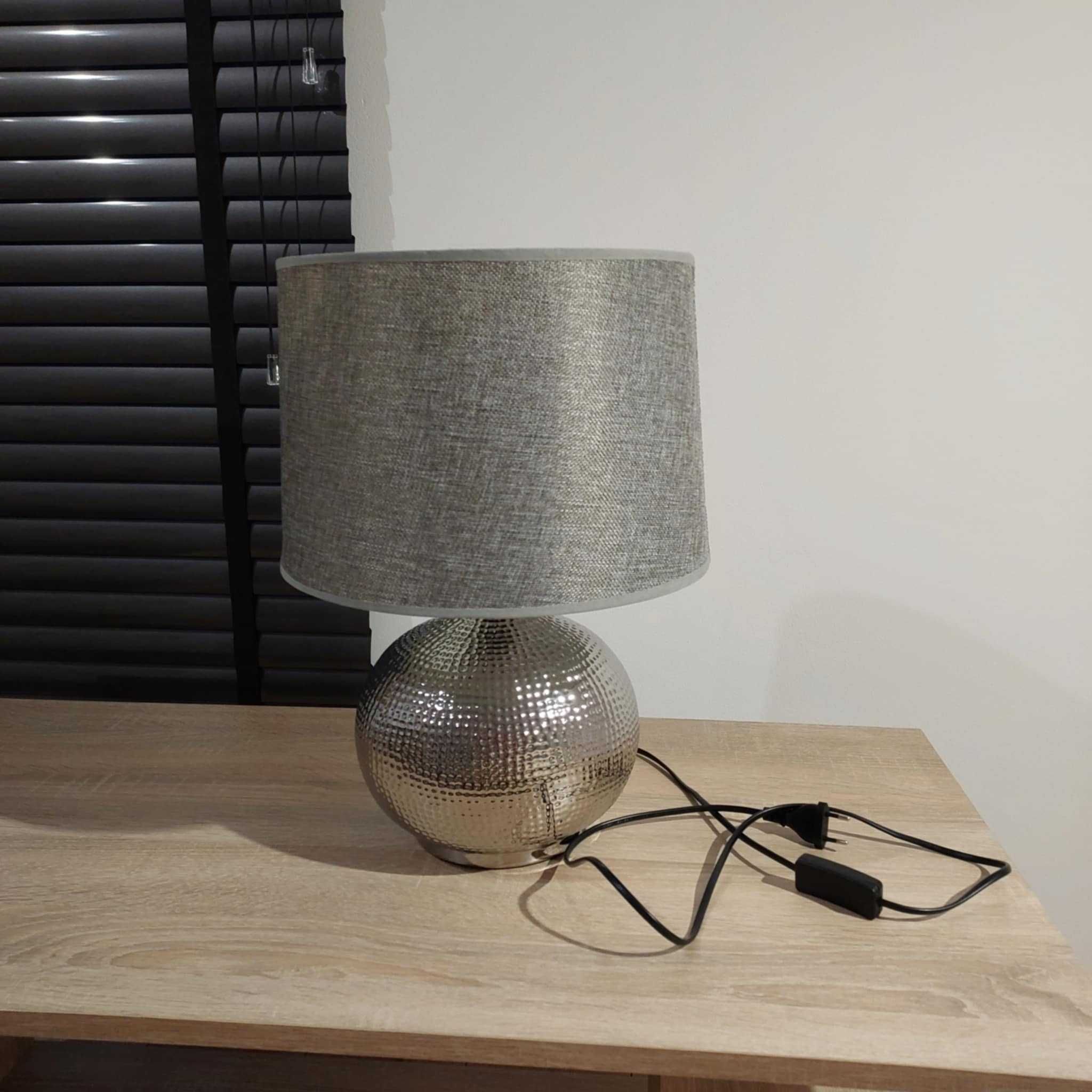 Sprzedam Lampę ceramiczną Srebrną