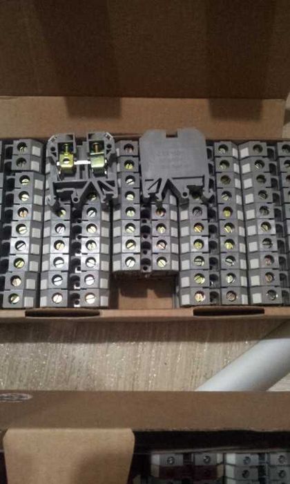 Клеммник на динрейку JXB 6/35 на 6мм2