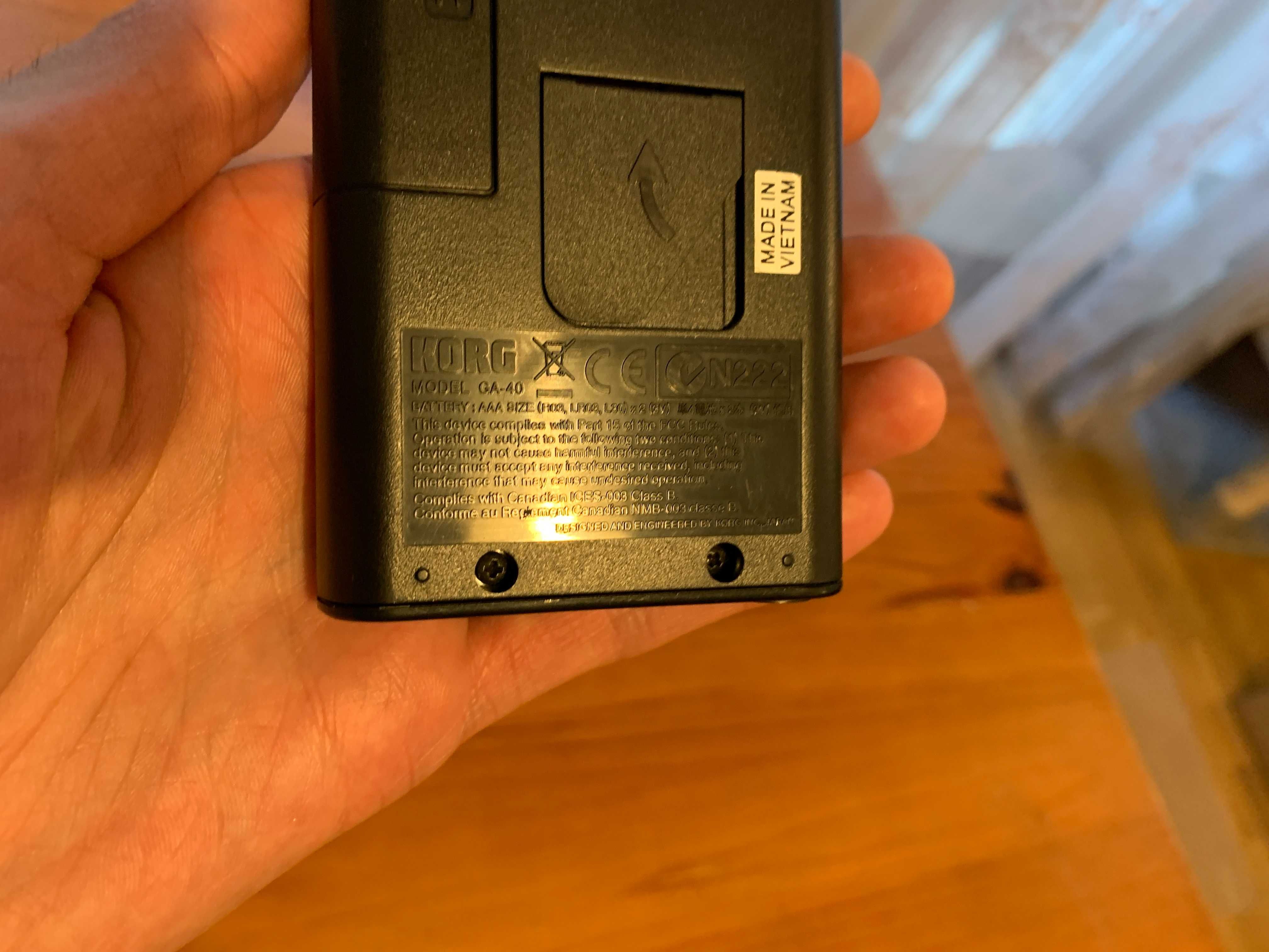 Korg GA-40 – tuner gitarowo-basowy