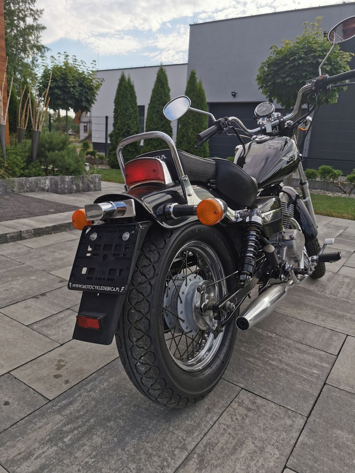 Honda Rebel 125 Raty, Transport