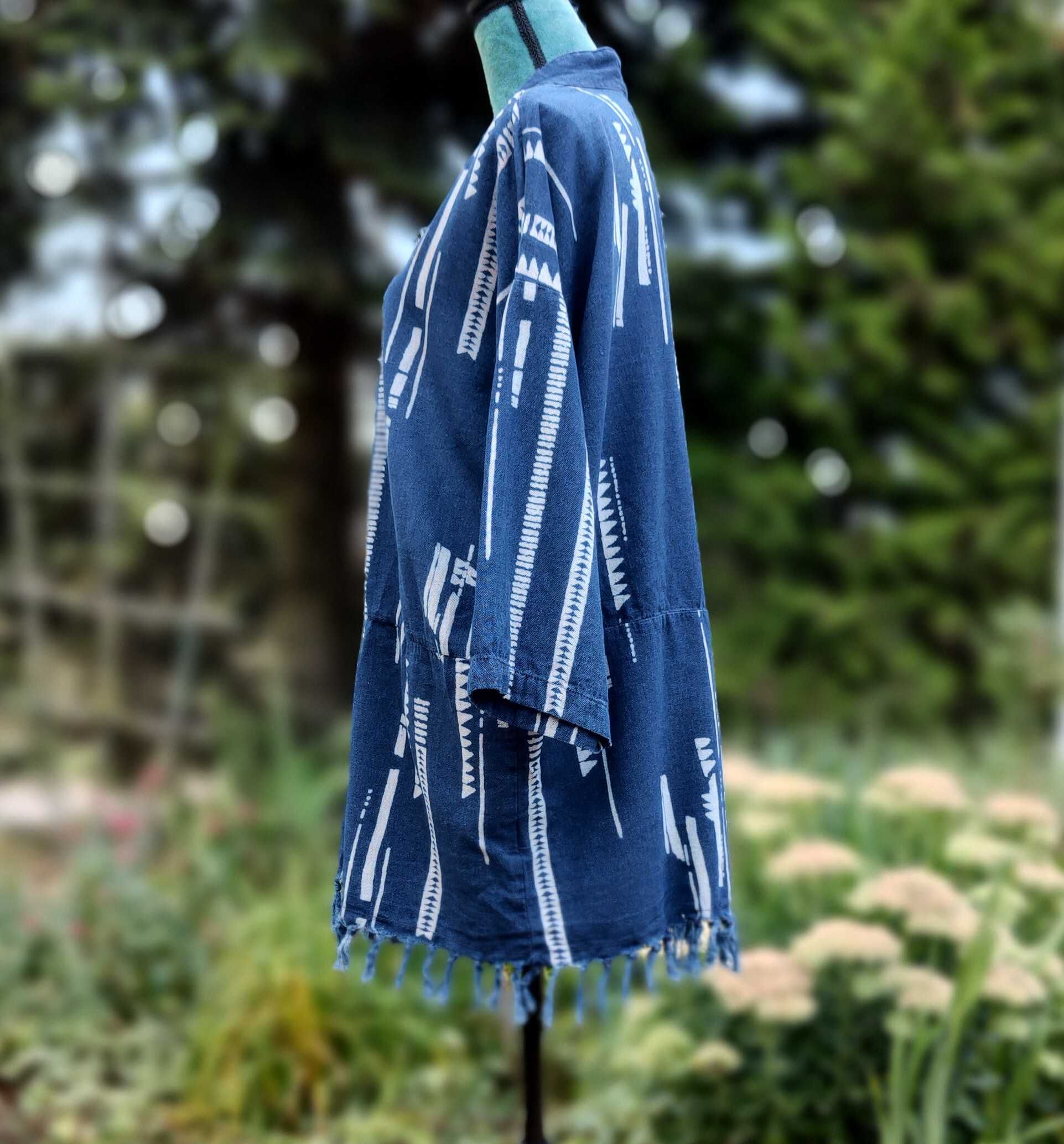 Niebieska granatowa narzutka Pull&Bear boho bohemian bawełna kurtka